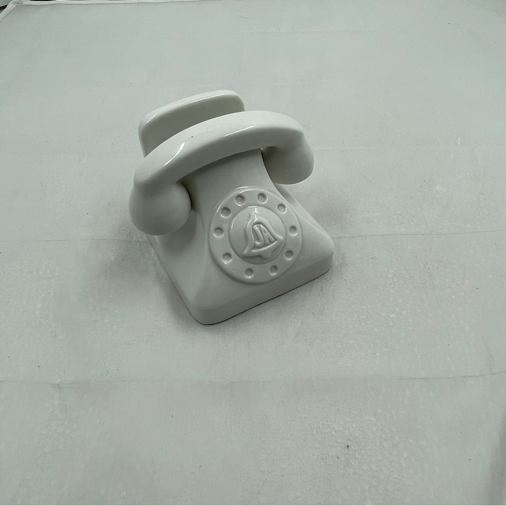Jonathan Adler Smartphone Dock - Picture 7 of 13